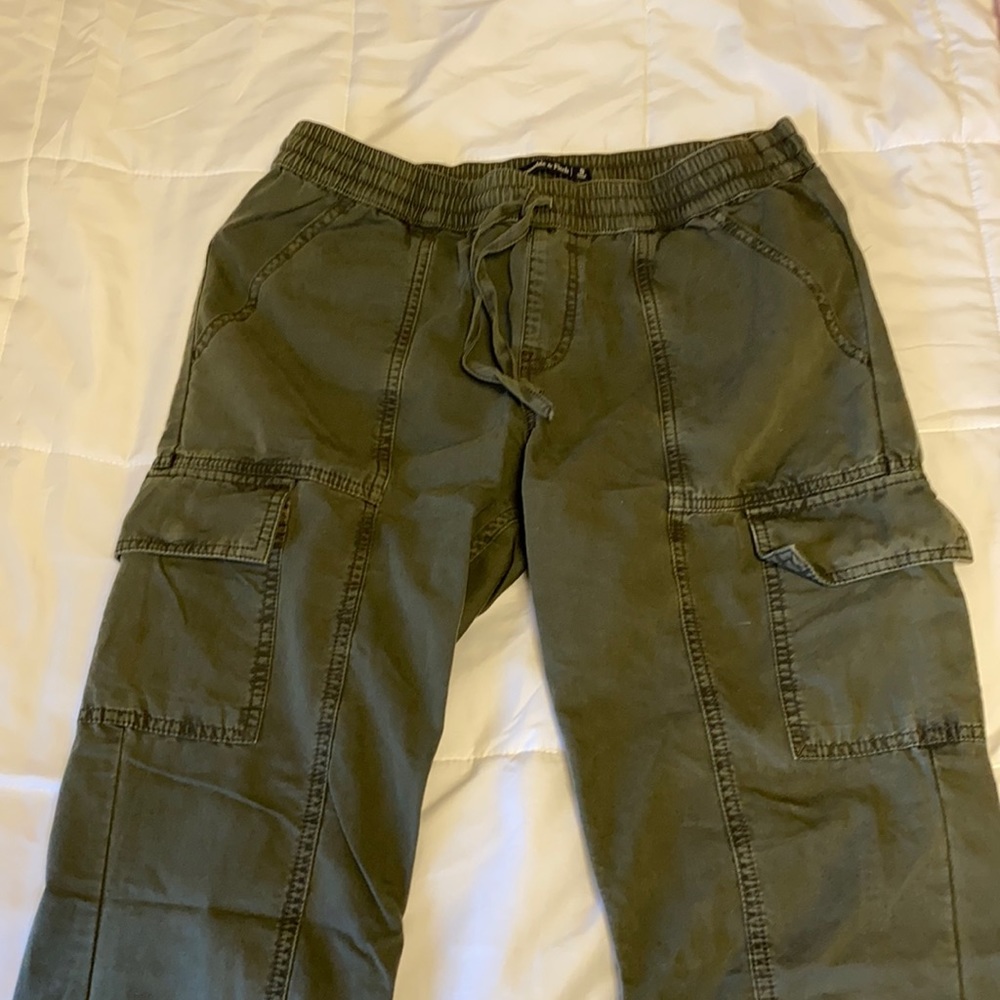 ABERCROMBIE ARMY GREEN PANTS